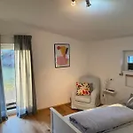 Schoenes Und Gemuetliches Haus In Mitten Der Feriehus *