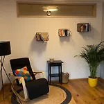 Schoenes Und Gemuetliches Haus In Mitten Der *