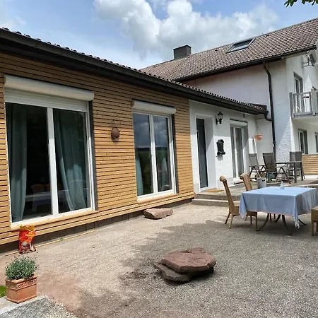 Schoenes Und Gemuetliches Haus In Mitten Der Schabenhausen